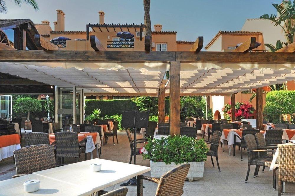 Aparthotel Mijas Costa Oasis By Grangefield Oasis Club Sitio de Calahonda Esterno foto