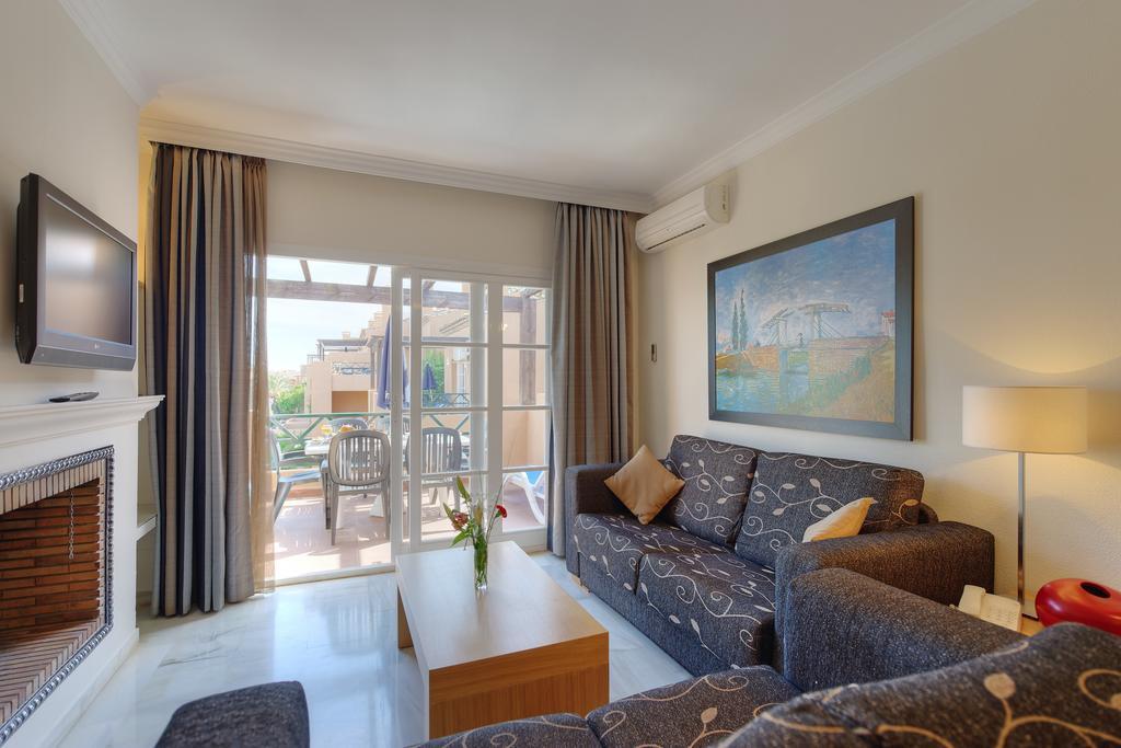 Aparthotel Mijas Costa Oasis By Grangefield Oasis Club Sitio de Calahonda Camera foto