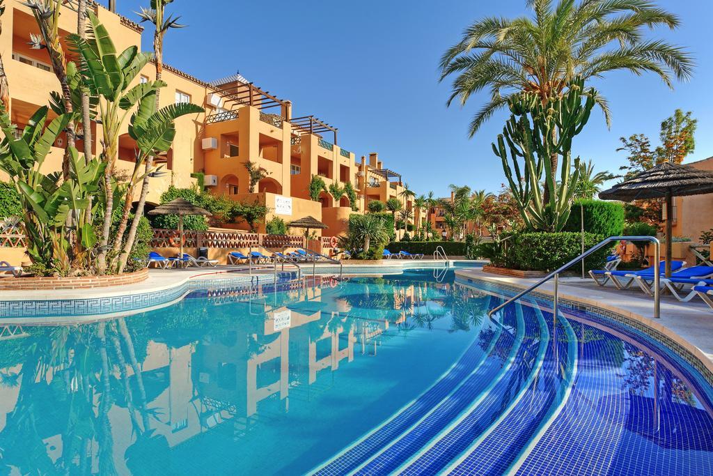Aparthotel Mijas Costa Oasis By Grangefield Oasis Club Sitio de Calahonda Esterno foto