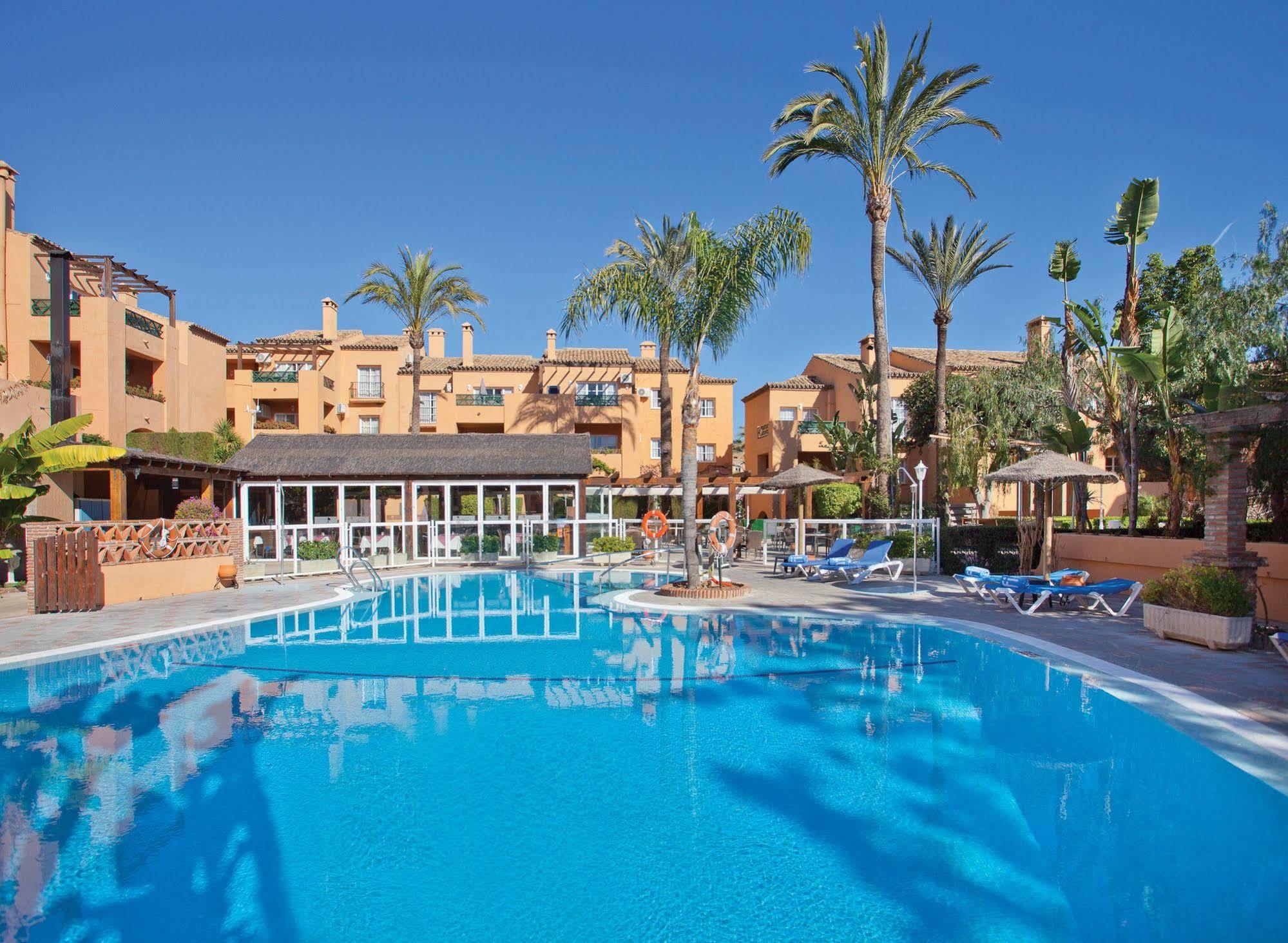 Aparthotel Mijas Costa Oasis By Grangefield Oasis Club Sitio de Calahonda Esterno foto